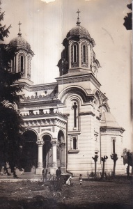Pitesti. Biserica Sf. Vineri (circulata 1934)