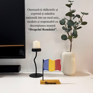 Decoratiune Casa, Steagul Romaniei – DECORADI®, Eco-friendly, Baza din Lemn Natural, Design Abstract, Multicolor 18 cm – Cadou sau Decoratiune de interior cu design modern, Printat 3D din PLA Eco (plastic biodegradabil) - Img 4