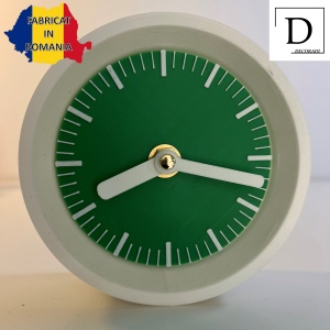 Ceas de birou - Mecanism SILENTIOS – DECORADI®, Eco-friendly, Design Modern, Colectie Kaleia, Alb / Verde, Diametru 11cm – Cadou sau Ceas de camera decorativ cu design modern, Printat 3D din PLA ECO (plastic biodegradabil) - Img 2