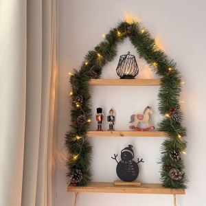 Decorațiune Crăciun, Om de Zăpadă – Eco-friendly, Baza din Lemn Natural, Negru 21cm, Handmade, Decor Interior Birou, Sufragerie, Cadou Crăciun, Printat 3D din PLA Eco (plastic biodegradabil), DECORADI® - Img 5