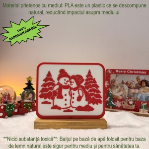 Decorațiune Crăciun, Omuleți de Zăpadă – Eco-friendly, Baza din Lemn Natural, Alb/Rosu, 14.5cm, Handmade, Decor Interior Birou, Sufragerie, Cadou Crăciun, Printat 3D din PLA Eco (plastic biodegradabil), DECORADI® - Img 4