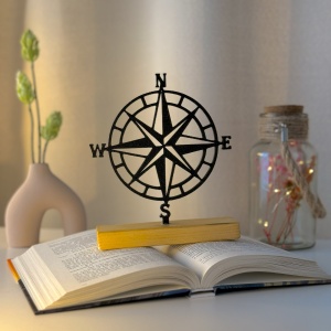 Decoratiune Casa, Busola – DECORADI®, Eco-friendly, Baza din Lemn Natural, Design Modern, Negru 16.5cm – Cadou sau Decoratiune de interior ideala pentru iubitorii de navigatie, Printat 3D din PLA ECO (plastic biodegradabil)