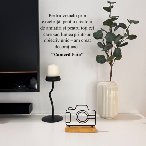 Decoratiune Casa, Camera Foto – DECORADI®, Eco-friendly, Baza din Lemn Natural, Design Modern, Negru 12cm – Cadou sau Decoratiune interior ideala pentru iubitorii de fotografie, Printat 3D din PLA ECO (plastic biodegradabil) - Img 4