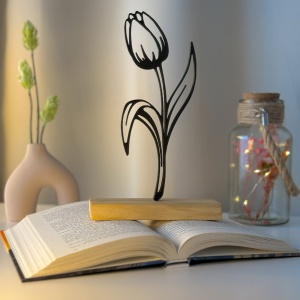 Decoratiune Casa, Lalea – DECORADI®, Eco-friendly, Baza din Lemn Natural, Cadou romantic pentru persoana IUBITA, Negru 22 cm – Decoratiune de interior cu Design Modern, Printat 3D din PLA Eco (plastic biodegradabil)