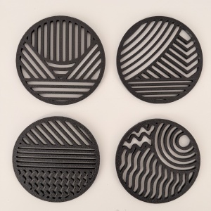 Set 4 suporturi / coastere pahare, rotund, diametru 9 cm, negru, cutie inclusa, imprimate 3D