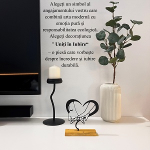Decoratiune Casa, INDRAGOSTITI tinandu-se de mana – DECORADI®, Eco-friendly, Baza din Lemn Natural, Design Modern, Negru 16cm – Cadou sau Decoratiune de interior ideala pentru cupluri, Printat 3D din PLA Eco (plastic biodegradabil) - Img 4