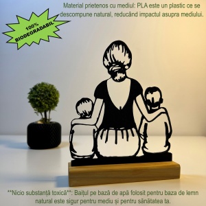 Decoratiune Casa, Mama cu doi copii – DECORADI®, Eco-friendly, Baza din Lemn Natural, Design Abstract, Negru 18cm – Cadou sau Decoratiune de interior ideala pentru mamici, Hol Printat 3D din PLA ECO (plastic biodegradabil) - Img 3
