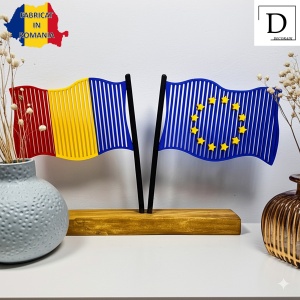 Decoratiune Casa, Steag RO & UE – DECORADI®, Eco-friendly, Baza din Lemn Natural, Design Abstract, Multicolor 17.5cm – Cadou sau Decoratiune de interior cu design modern, Printat 3D din PLA Eco (plastic biodegradabil) - Img 2