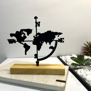 Decoratiune Casa, Harta Lumii – DECORADI®, Eco-friendly, Baza din Lemn Natural, Design Modern, Negru 14.5cm – Cadou sau Decoratiune de interior ideala pentru iubitorii de calatorii, Printat 3D din PLA ECO (plastic biodegradabil)