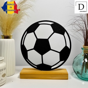Decoratiune Casa, Minge de Fotbal – DECORADI®, Eco-friendly, Baza din Lemn Natural, Design Abstract, Negru 17cm – Cadou sau Decoratiune de interior ideala pentru iubitorii de sport, Printat 3D din PLA Eco (plastic biodegradabil) - Img 2