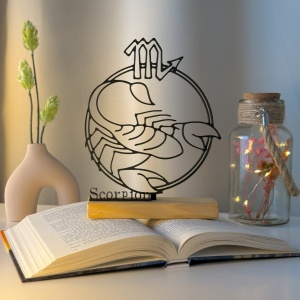 Decoratiune Casa, zodia SCORPION –DECORADI®, Eco-friendly, Baza din Lemn Natural, Design Abstract, Negru 19 cm – Cadou sau Decoratiune de interior cu design modern, Printat 3D din PLA Eco (plastic biodegradabil)