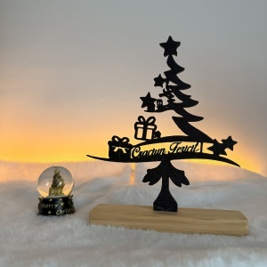 Decorațiune Crăciun, Brad "Crăciun Fericit" – Eco-friendly, Baza din Lemn Natural, Negru, 20.5cm, Handmade, Decor Interior Birou, Sufragerie, Cadou Crăciun, Printat 3D din PLA Eco (plastic biodegradabil), DECORADI® - Img 2