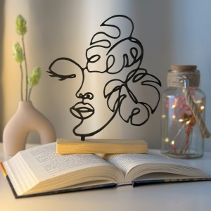 Decoratiune Casa, Chipul cu Frunze – DECORADI®, Eco-friendly, Baza din Lemn Natural, Design Abstract, Negru 21 cm – Cadou sau Decoratiune de interior cu design modern, Printat 3D din PLA Eco (plastic biodegradabil)