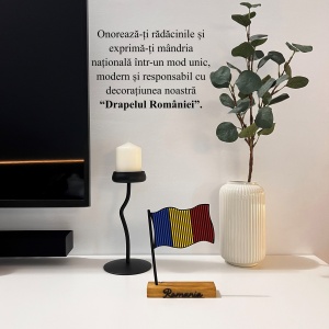 Decoratiune Casa, Steagul Romaniei – DECORADI®, Eco-friendly, Baza din Lemn Natural, Design Abstract, Multicolor 18 cm – Cadou sau Decoratiune de interior cu design modern, Printat 3D din PLA Eco (plastic biodegradabil) - Img 4