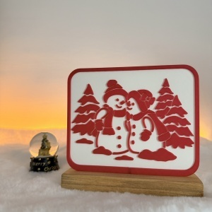 Decorațiune Crăciun, Omuleți de Zăpadă – Eco-friendly, Baza din Lemn Natural, Alb/Rosu, 14.5cm, Handmade, Decor Interior Birou, Sufragerie, Cadou Crăciun, Printat 3D din PLA Eco (plastic biodegradabil), DECORADI® - Img 2