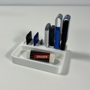 Organizator 4 Memorii USB, 4 Carduri SD, 3 Carduri MicroSD + Minitavita, Multifunctional, Alb, 9 X 7 cm, imprimat 3D din PLA (Bioplastic)