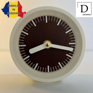 Ceas de birou - Mecanism SILENTIOS – DECORADI®, Eco-friendly, Design Modern, Colectie Kaleia, Alb / Maro, Diametru 11cm – Cadou sau Ceas de camera decorativ cu design modern, Printat 3D din PLA ECO (plastic biodegradabil) - Img 2