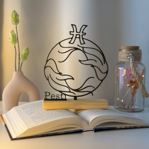 Decoratiune Casa, zodia PESTI – DECORADI®, Eco-friendly, Baza din Lemn Natural, Design Abstract, Negru 17 cm – Cadou sau Decoratiune de interior cu design modern, Printat 3D din PLA Eco (plastic biodegradabil) - Img 1