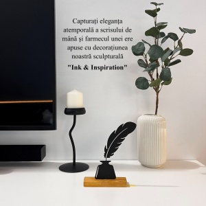 Decoratiune Casa, Calimara cu pana de scris – DECORADI®, Eco-friendly, Baza din Lemn Natural, Design Abstract, Negru 20.5cm – Cadou sau Decoratiune de interior ideala pentru iubitorii scrisului, Printat 3D din PLA (plastic biodegradabil) - Img 4
