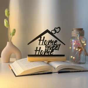 Decoratiune Casa, Home Sweet Home – DECORADI®, Eco-friendly, Baza din Lemn Natural, Design Modern, Negru 14 cm – Cadou sau Decoratiune de interior ideala pentru Casa Noua, Printat 3D din PLA Eco (plastic biodegradabil)