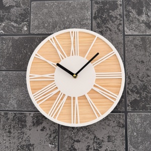 Ceas decorativ de perete, Mecanism SILENTIOS, DECORADI®, Diametru 26 cm, Afisare cu cifre Romane, Cadran din LEMN NATURAL, Eco-friendly, Design Modern, Alb, Printat 3D din PLA ECO(plastic biodegradabil)