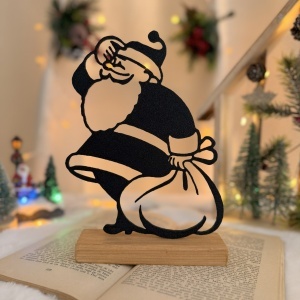 Decorațiune Crăciun, Moș Crăciun cu Sacul de Cadouri – Eco-friendly, Baza din Lemn Natural, Negru 22cm, Handmade, Decor Interior Birou, Sufragerie, Cadou Crăciun, Printat 3D din PLA Eco (plastic biodegradabil), DECORADI®
