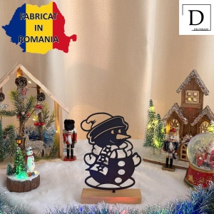 Decorațiune Crăciun, Omulet de Zăpadă – Eco-friendly, Baza din Lemn Natural, Negru 21.5cm, Handmade, Decor Interior Birou, Sufragerie, Cadou Crăciun, Printat 3D din PLA Eco (plastic biodegradabil), DECORADI® - Img 3