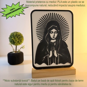 Decoratiune religioasa Fecioara Maria in rugaciune – DECORADI®, Eco-friendly, Baza din Lemn Natural, Design Modern, Alb / Negru 21 cm – Cadou sau Decoratiune de interior spirituala si minimalista, Printat 3D din PLA Eco (plastic biodegradabil) - Img 3