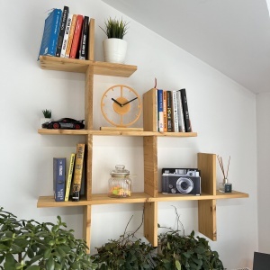 Ceas de birou - Mecanism SILENTIOS – DECORADI®, Eco-friendly, Bază din Lemn Natural, Design Abstract, Auriu 21.5 cm – Cadou sau Ceas de camera decorativ cu design modern, Printat 3D din PLA Eco (plastic biodegradabil) - Img 7