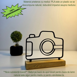 Decoratiune Casa, Camera Foto – DECORADI®, Eco-friendly, Baza din Lemn Natural, Design Modern, Negru 12cm – Cadou sau Decoratiune interior ideala pentru iubitorii de fotografie, Printat 3D din PLA ECO (plastic biodegradabil) - Img 3