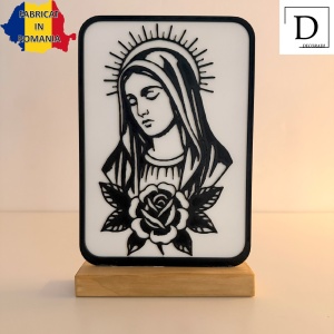 Decoratiune religioasa Fecioara Maria – DECORADI®, Eco-friendly, Baza din Lemn Natural, Design Modern, Alb / Negru 22 cm – Cadou sau Decoratiune de interior spirituala si minimalista, Printat 3D din PLA Eco (plastic biodegradabil) - Img 2