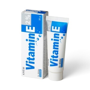 Cremă cu vitamina E și pantenol 2%, pentru hidratarea și îngrijirea pielii uscate și sensibile, 30 ml, Dr. Müller Pharma
