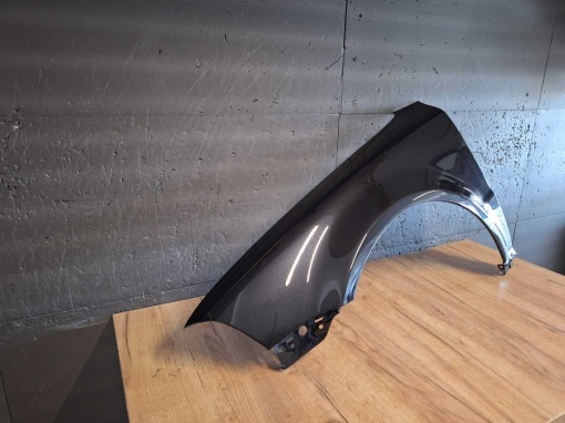 Aripa Fata Stanga VW Passat B5.5 An 2003-2005 (LC9Z (Negru)) - Disponibil în rate - Img 2