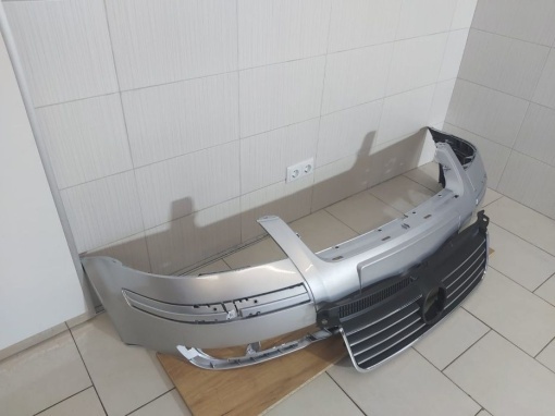 Pachet Bara Fata+Grila Radiator VW Passat B5.5 2000-2004 (LA7W (Gri)) - Disponibil în rate - Img 2