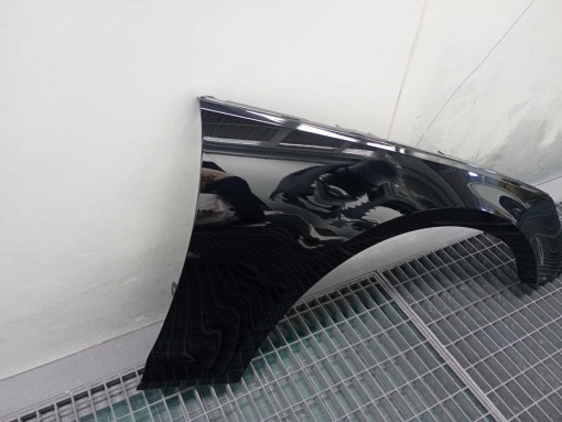 Aripa Fata Dreapta Audi A4 B9 An 2015-2019 (LZ9Y (Negru)) - Disponibil în rate - Img 3