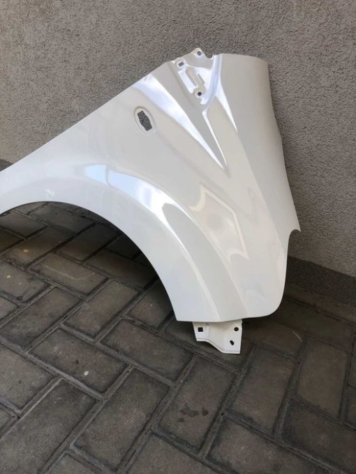 Aripa Fata Stanga Toyota Aygo 2006-2012 Vopsita Alb - Disponibil în rate - Img 2