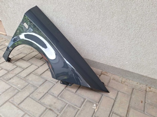 Aripa Fata Dreapta Seat Leon An 2005-2009 Vopsita Gri Inchis - Disponibil în rate - Img 2
