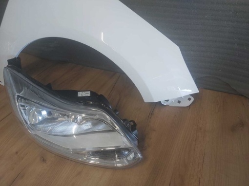 Pachet Aripa+Far Dreapta Ford Focus 3/III 2011-2014 (Frozen White) - Disponibil în rate - Img 2