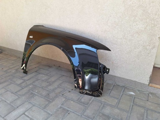 Aripa Fata Dreapta Audi A4 B6 An 2000-2004 Vopsita Negru Metalizat - Disponibil în rate - Img 2