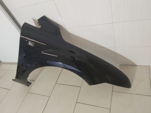 Aripa Fata Dreapta Ford Focus 2/II An 2004-2008 (Panther Black) - Disponibil în rate - Img 2