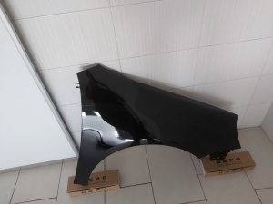 Aripa Fata Dreapta VW Golf 5/V 2004-2008 (Negru (L041)) - Disponibil în rate - Img 1