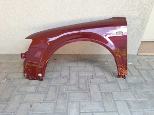 Aripa Fata Stanga Audi A4 B6 An 2000-2004 Vopsita Rosu - Disponibil în rate - Img 1