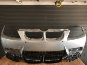 Bara Fata Senzori Parcare BMW E90 An 2005-2008 Aspect M (i354 - Gri) - Disponibil în rate