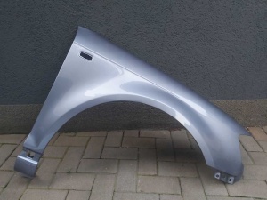 Aripa Fata Dreapta Audi A3 8P An 2003-2008 Vopsita Gri - Disponibil în rate - Img 1