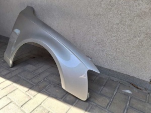 Aripa Fata Dreapta Audi A4 B8 An 2011-2015 Vopsita Auriu - Disponibil în rate - Img 2