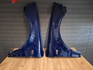 Aripa Fata Dreapta & Stanga VW Passat B5.5 2000-2003 (LA5E (Albastru)) - Disponibil în rate - Img 1