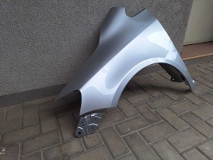 Aripa Fata Stanga VW Golf 5 V Plus 2005-2009 Vopsita Gri - Disponibil în rate - Img 2
