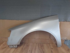 Aripa Fata Stanga VW Passat B6 An 2005-2011 (LD1W (Auriu)) - Disponibil în rate - Img 1