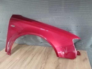 Aripa Fata Dreapta Audi A4 B7 An 2004-2007 (Rosu) - Disponibil în rate - Img 2