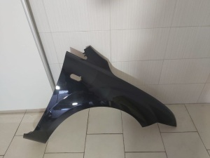 Aripa Fata Dreapta Ford Focus 2/II An 2004-2008 (Panther Black) - Disponibil în rate - Img 1